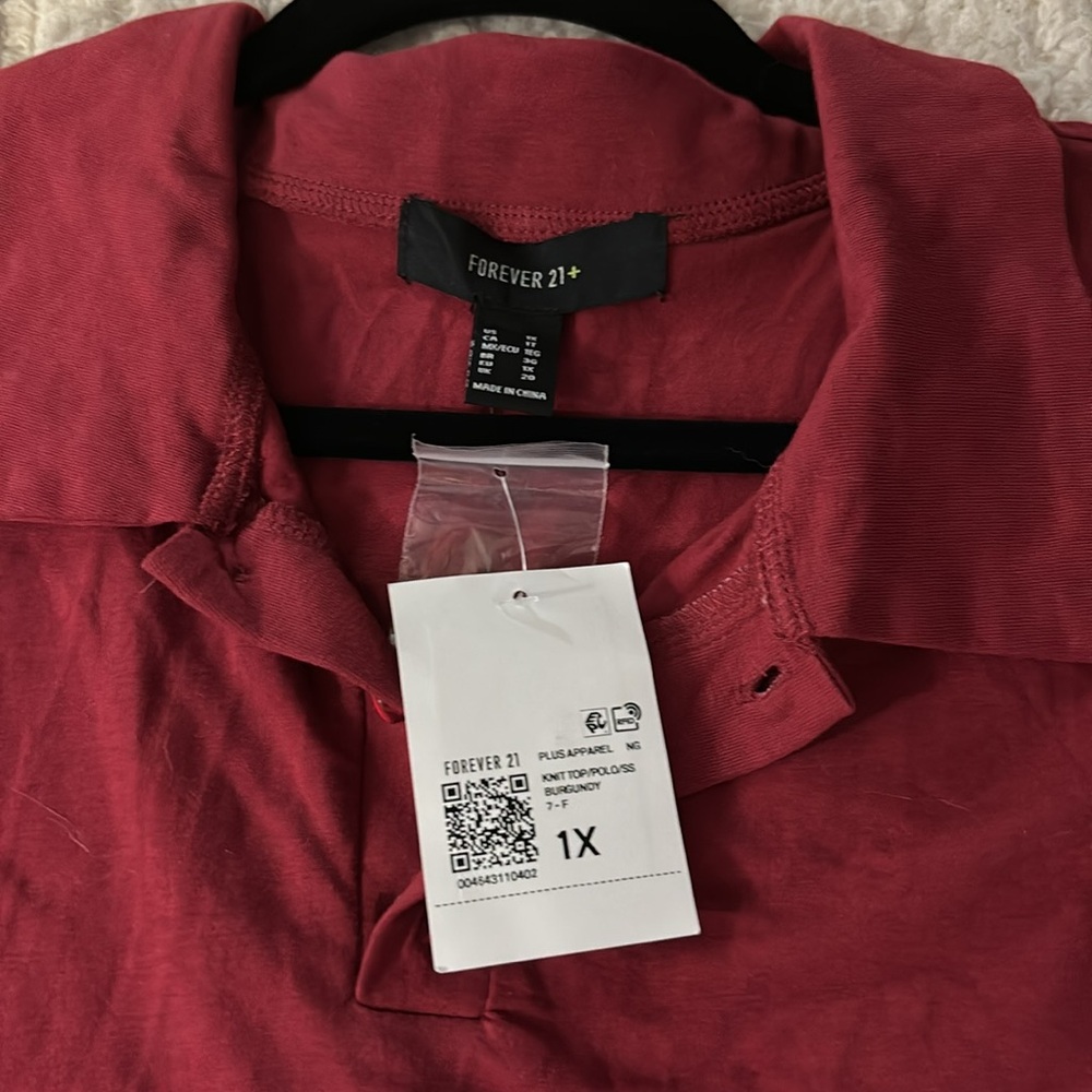 Forever 21 NWT Burgundy Crop Top Polo Women’s Size XL